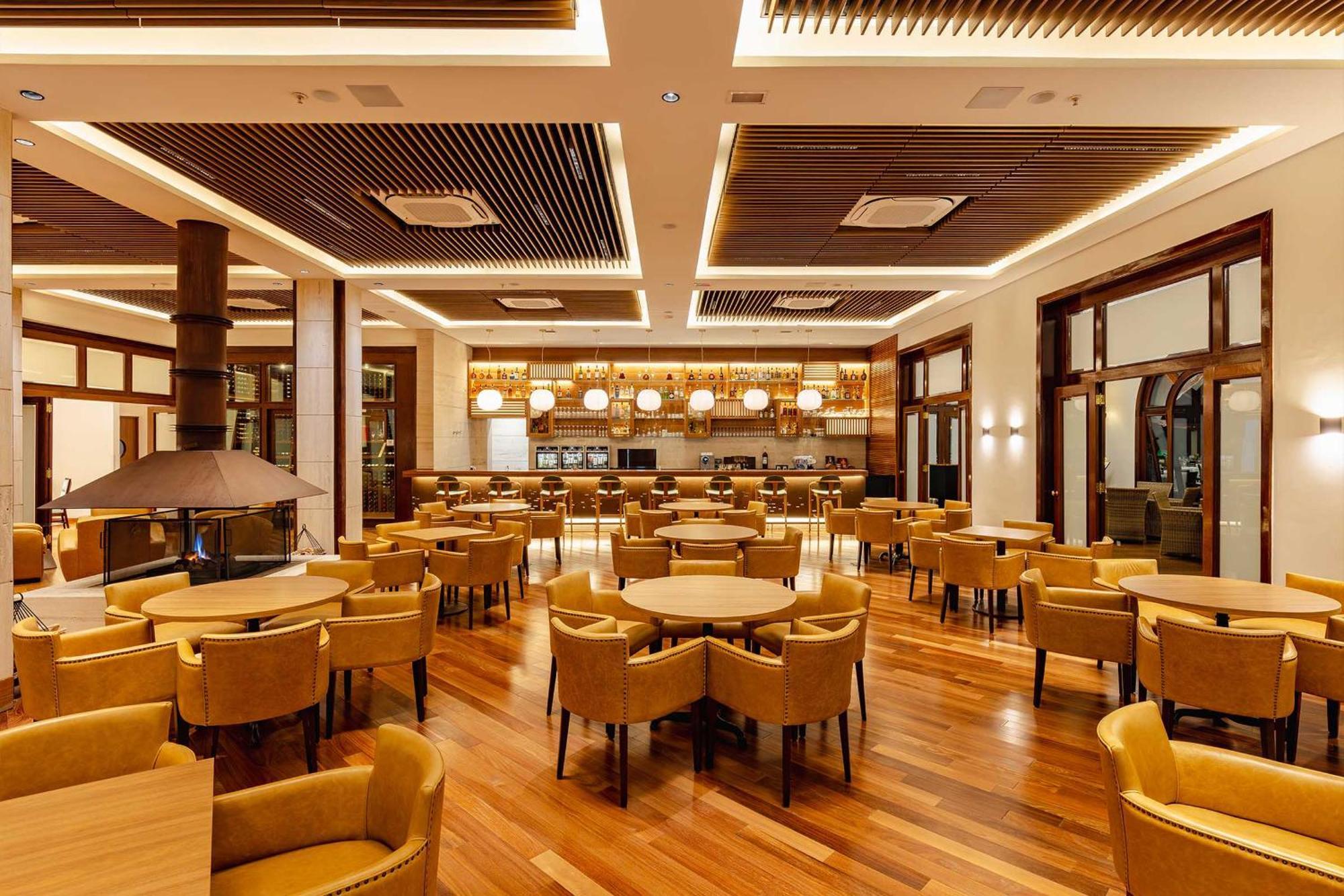Grande Hotel Кампус-ду-Жордау Экстерьер фото